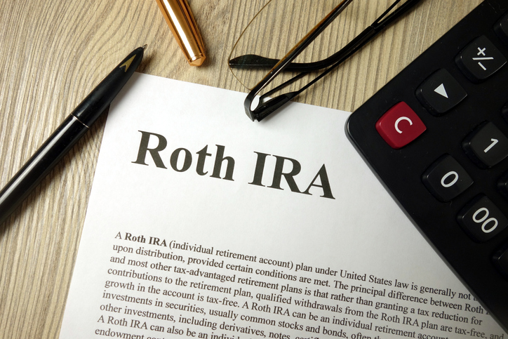 How to Move Money From a Roth IRA into Stocks